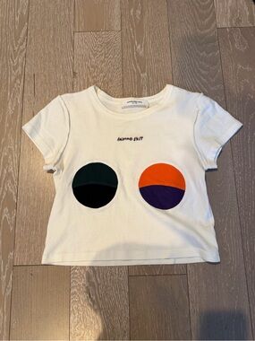 Orseund Iris Circle Bust Wonderland Crop Tee